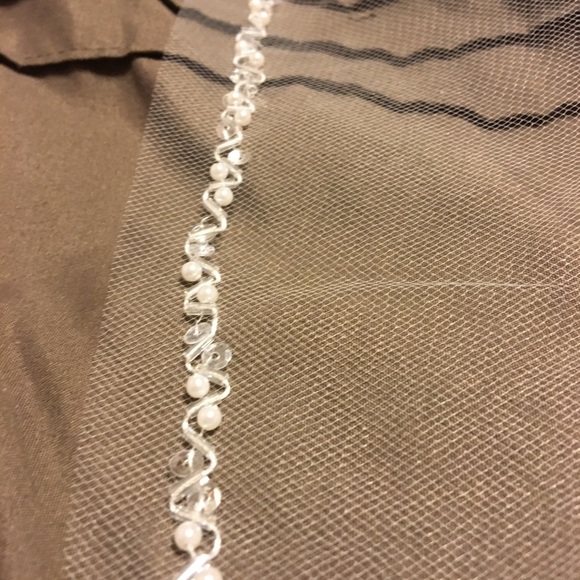 Wedding Veil - Ivory - Beaded - Elbow length main image 4